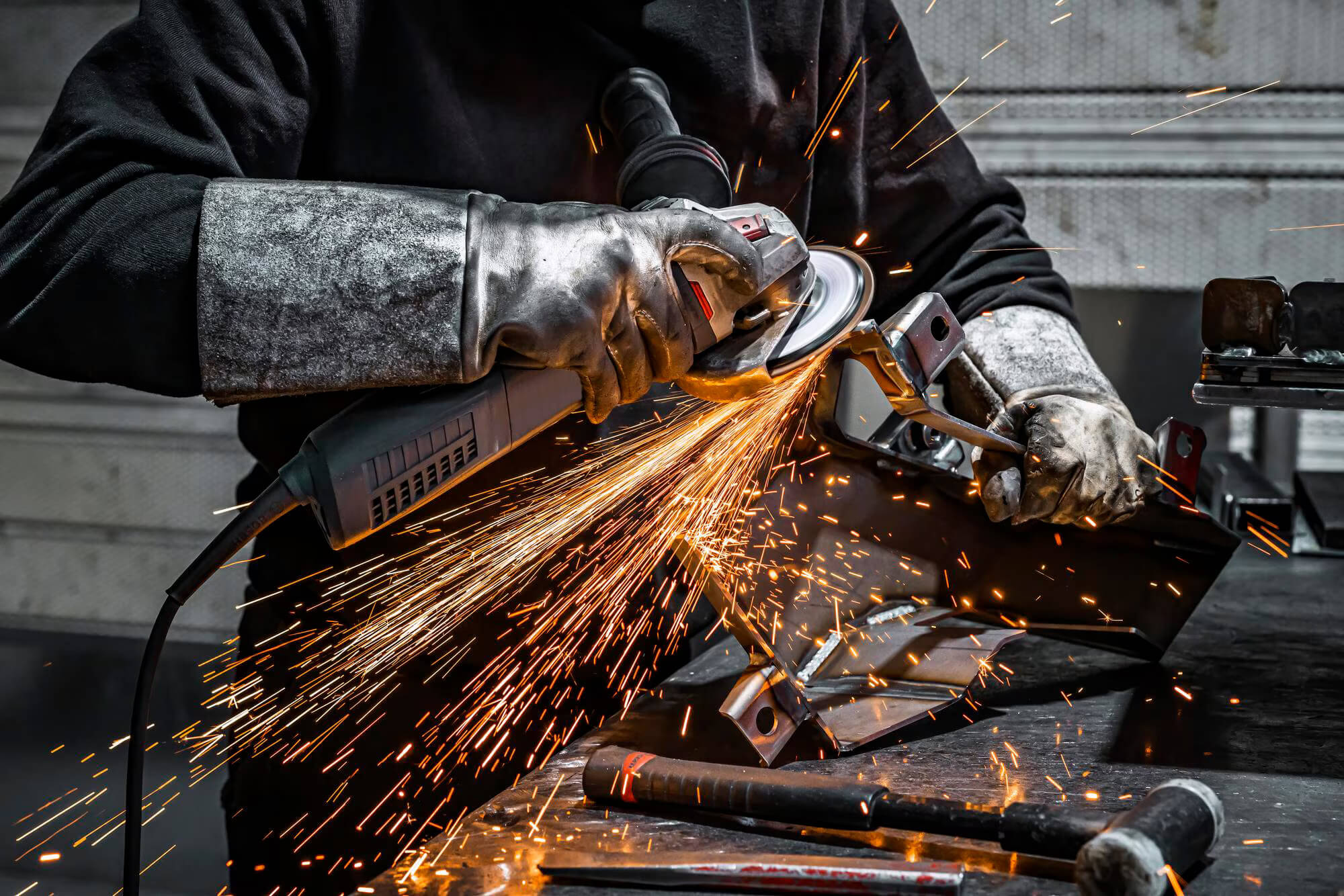 Produkcja i montaż konstrukcji metalowych
